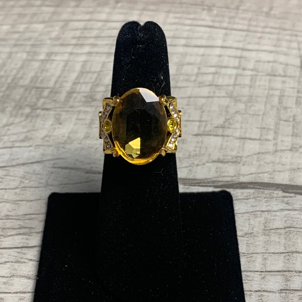 Gold Tone Oval Yellow Stone Cocktail Statement Ring Size 6 Crystal Accents